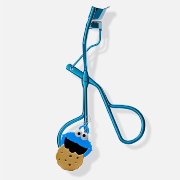 Wet n Wild x Sesame Street Cowabunga Lash Curler Cookie Monster BNIB - Picture 5 of 12